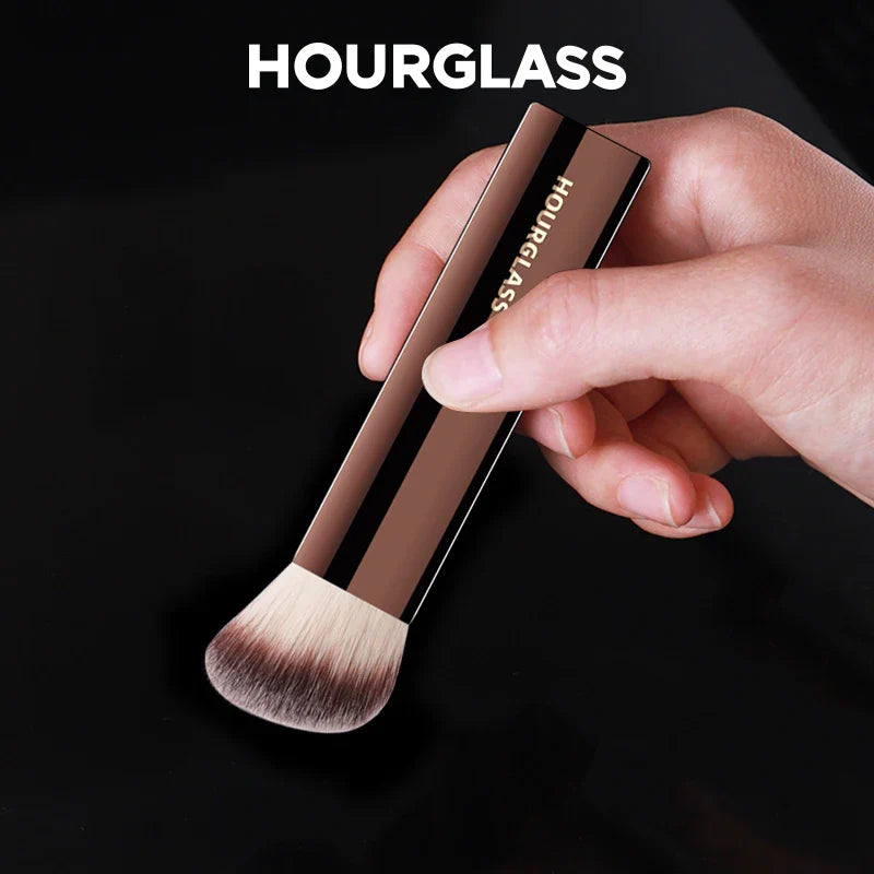 Vanish™ Seamless Finish Foundation Brush